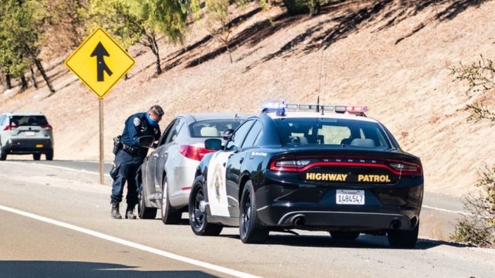 ABD'de 13 yaşındaki çocuk 160 kilometre hızla araç kullanırken yakalandı