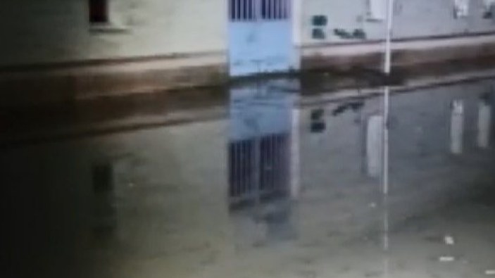 Erzurum'daki selde 1 ev ve okul sular altında kaldı