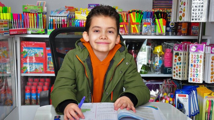 10 yaşındaki Ömer Faruk, matematikte Türkiye 1'incisi oldu