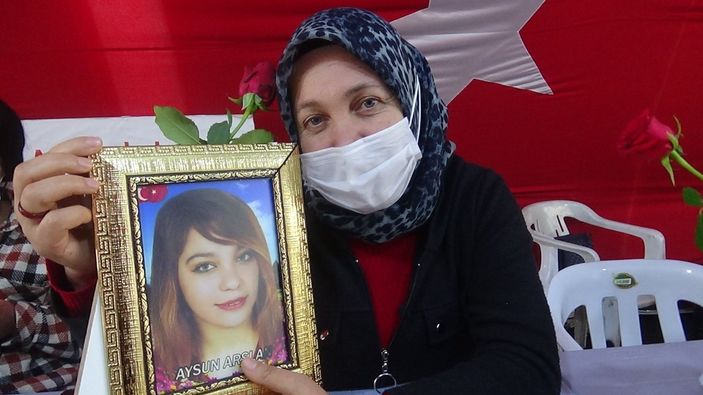 Evlat nöbetindeki anne: Kızımı HDP'den istiyorum