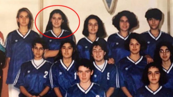 Pınar Altuğ:  Okulun hentbol takımındaydım