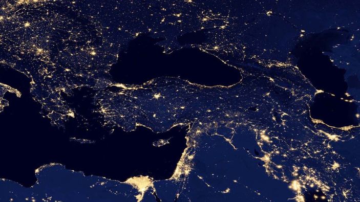 Işık kirliliği nedeniyle yılda 1 milyar TL çöpe gidiyor