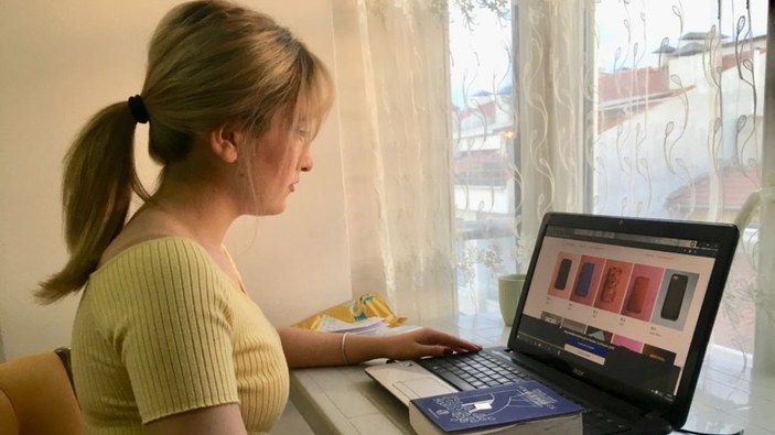 Eskişehir’de internetten cep telefonu sipariş etti, Türkçe sözlük gönderildi