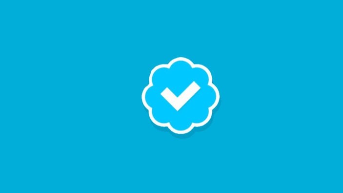 Twitter, yoğunluk nedeniyle mavi tik başvurularını durdurdu