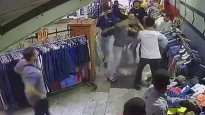 Bahçelievler’de telefon çalmaya çalışan hırsıza dayak