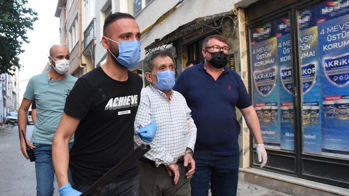 Eskişehir'de polise tüfek gösteren kişi hastaneye sevk edildi