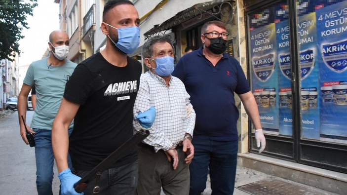 Eskişehir'de polise tüfek gösteren kişi serbest bırakıldı