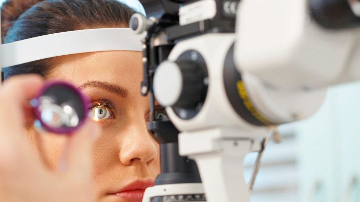 Retina yırtıkları görme kaybına neden olabiliyor