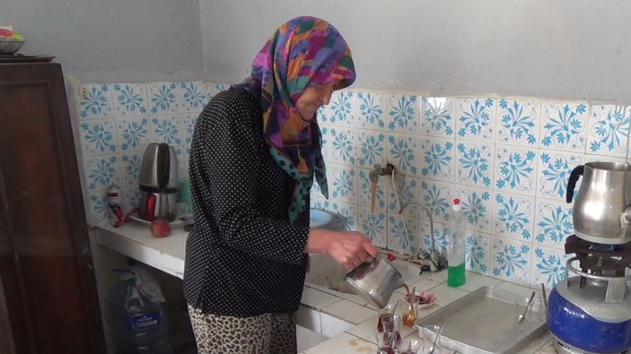Balıkesir'de piknik tüpte pişen çayla verilen hayat mücadelesi