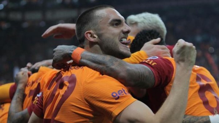 Galatasaray - Marsilya maçının ilk 11'leri