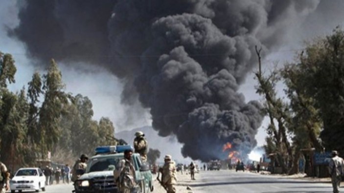 Afganistan'da bombalı saldırı: 2 sivil öldü