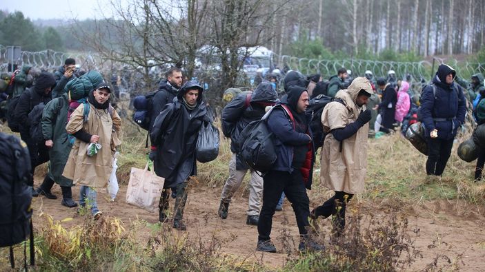 Irak, Belarus'tan 617 vatandaşını tahliye etti