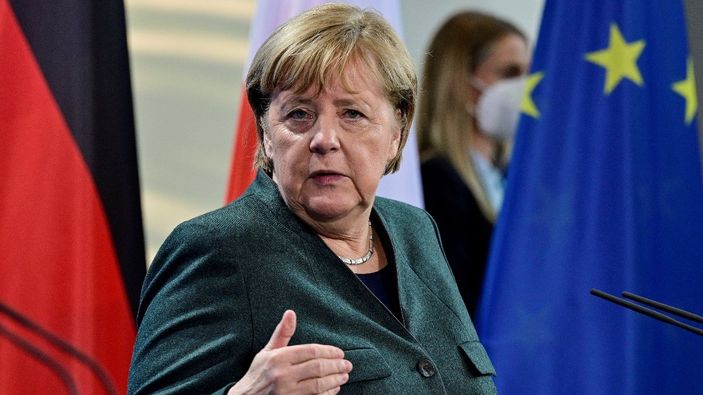 Alman basını: Merkel'i özleyeceğiz