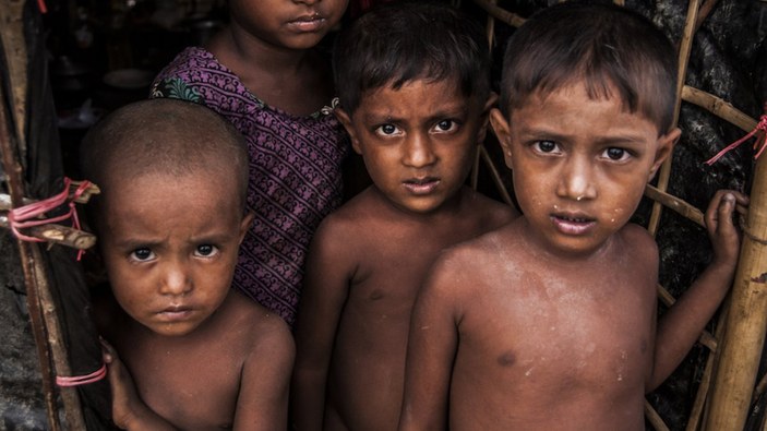 BM: Myanmar'da 250 bin çocuk yerinden edildi