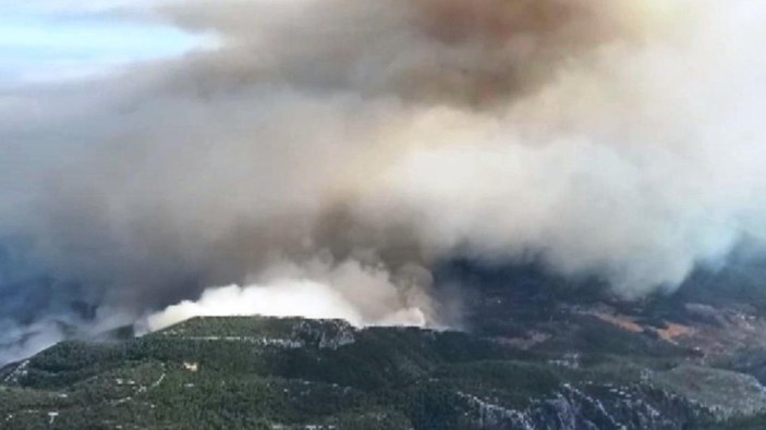 Datça'daki orman yangınının havadan görüntüsü