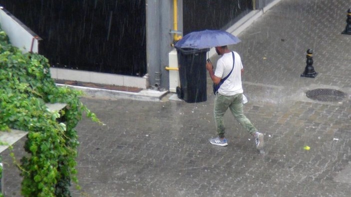 Muğla'da ağustos yağmuru fırtınaya neden oldu
