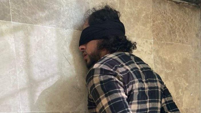 Azez'deki terörist, plastik patlayıcı ve canlı bomba yeleği ile yakalandı