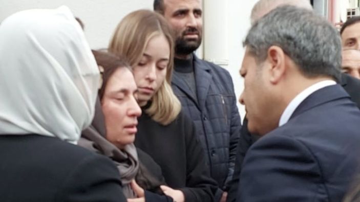 Gaziantep'te şehit annesi: HDP teröristtir, CHP de teröristtir