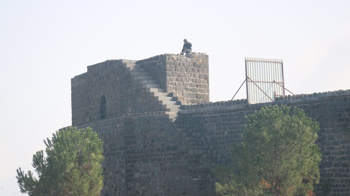 Diyarbakır'da sur bariyerleri kaldırıldı