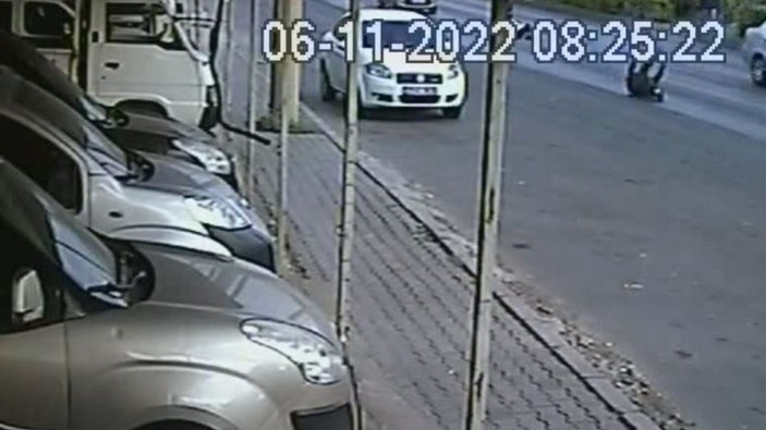 İzmir'de alkollü sürücü ışık ihlali yaparak anne ve kızına çarptı