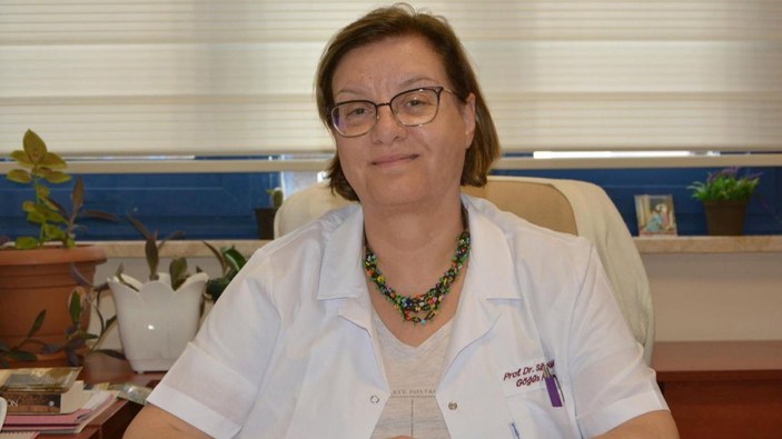 Denizli'de koronavirüse yakalanan 'yılın doktoru' hayatını kaybetti