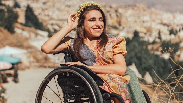 Tokat'ta engel tanımayıp doktor olan kadın, beğeni topladı