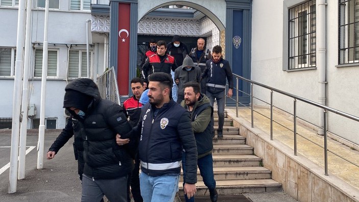 Bursa'da fuhuş çetesi çökertildi: 12 gözaltı