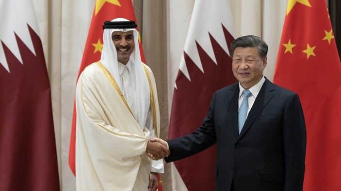 Katar Emiri Al Sani, Şi Cinping ile Suudi Arabistan'da görüştü