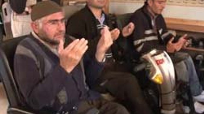 Dünyanın ilk engelsiz camisi Türkiye'de açıldı-İzleyin