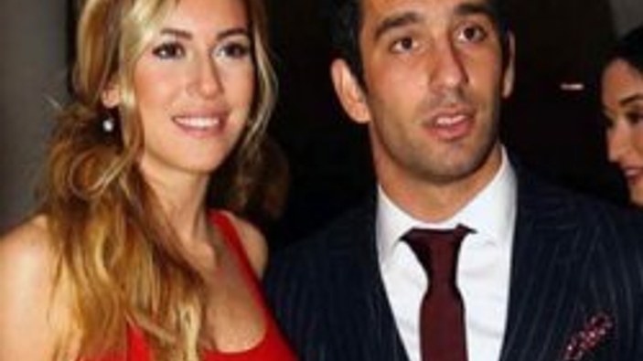 Arda Turan ve Sinem Kobal'ın düğün tarihi netleşti