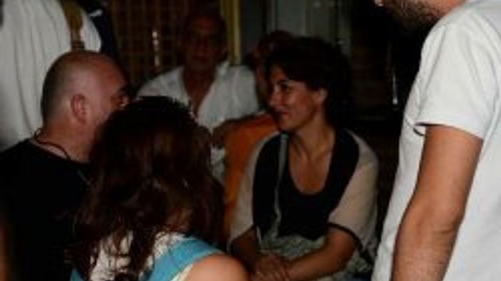 Meltem Cumbul'un yüzü gülüyor