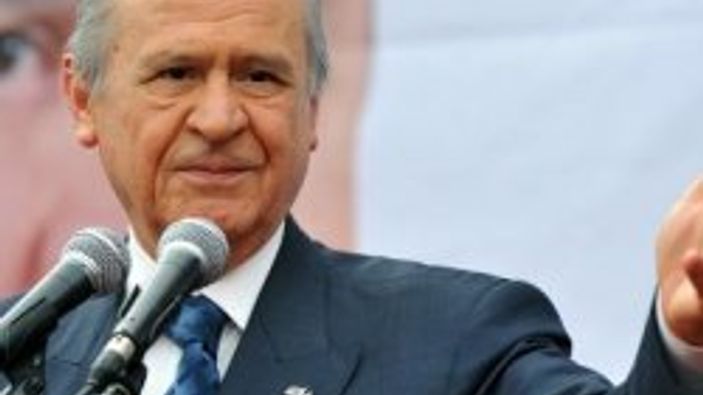 Bahçeli'den Turgut Özakman için başsağlığı mesajı