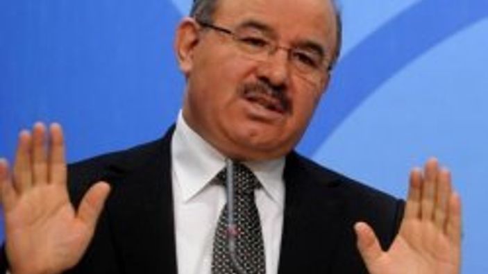 AK Parti'den Tuncel Kurtiz için başsağlığı