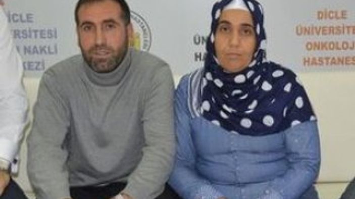 Diyarbakır'da bir adam 18 yıllık eşine böbreğini verdi