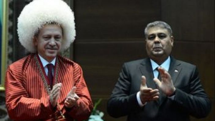 Erdoğan'a fahri profesörlük unvanı verildi