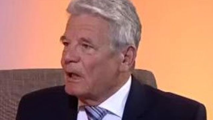 Almanya Cumhurbaşkanı Gauck'a dış politika yasağı