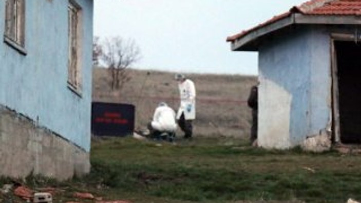 Kırşehir'de yanmış erkek cesedi bulundu