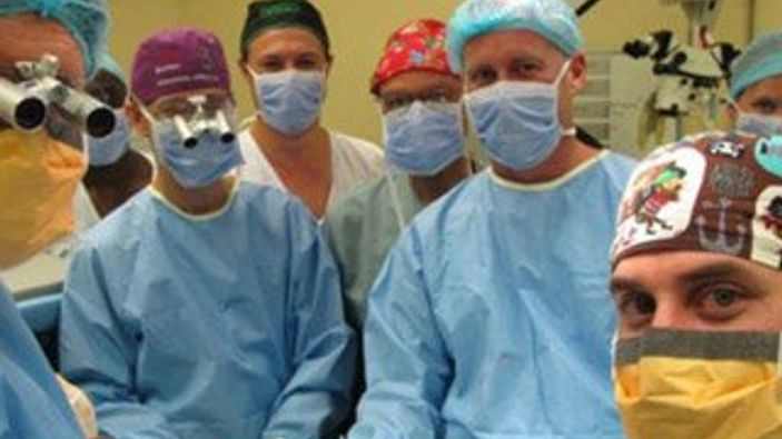 İlk başarılı penis nakli yapıldı