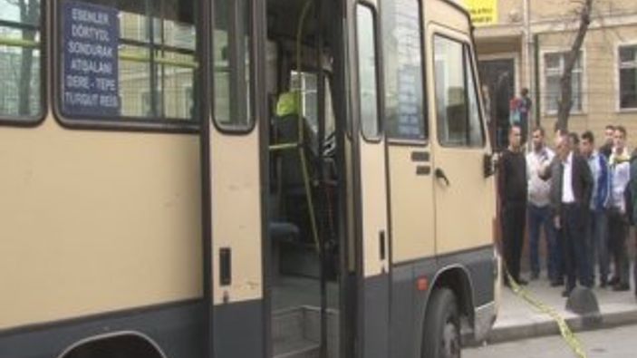 Bayrampaşa'da minibüs çarpan ilkokul öğrencisi öldü