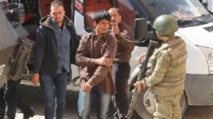 Van'da 19 Afgan kaçak yakalandı