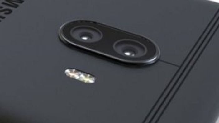 Samsung'un ilk çift arka kameralı telefonu