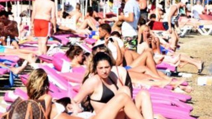 Bodrum'a turist akını devam ediyor