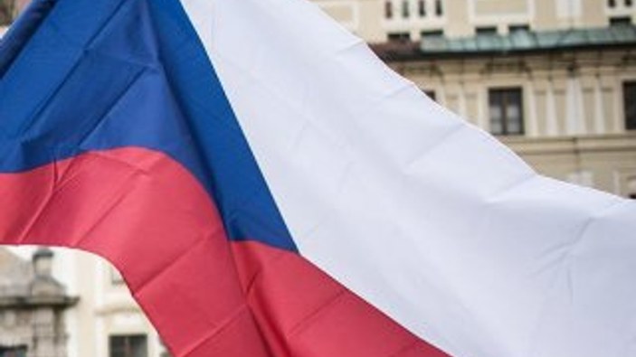 Çekya'da Temyiz Mahkemesi başörtüsü yasağını onayladı