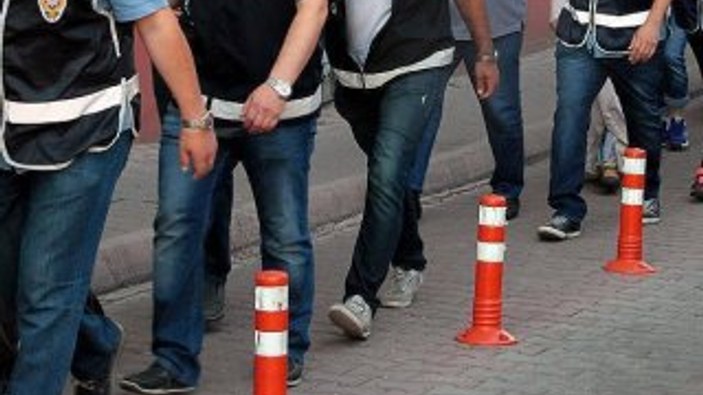 İzmir'de 31 ByLock gözaltısı