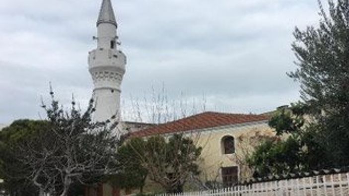 Kuşadası'nda minarelerden müzik yayını tepki çekti