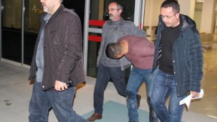 Park halindeki kamyonlardan mazot hırsızlığı
