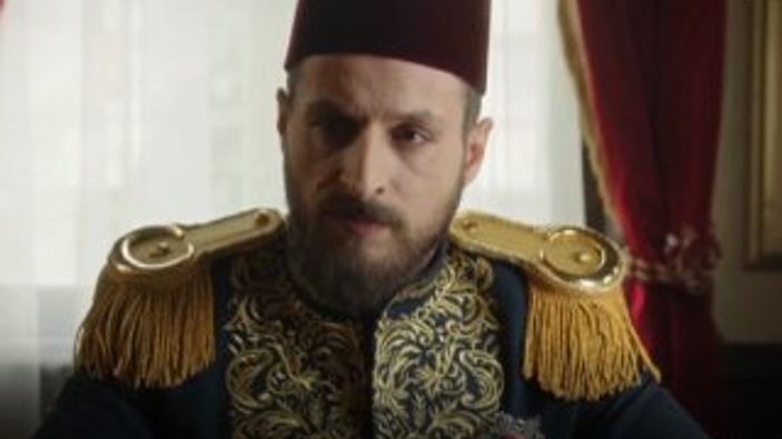 Payitaht Abdülhamid dizisinde Zühtü Paşa sahnesi