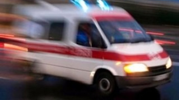 Mersin'de minibüs devrildi: 16 yaralı