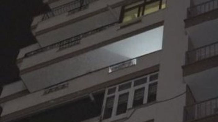 7. kattan düşerek ölen kızın anahtarı paspasın altındaydı