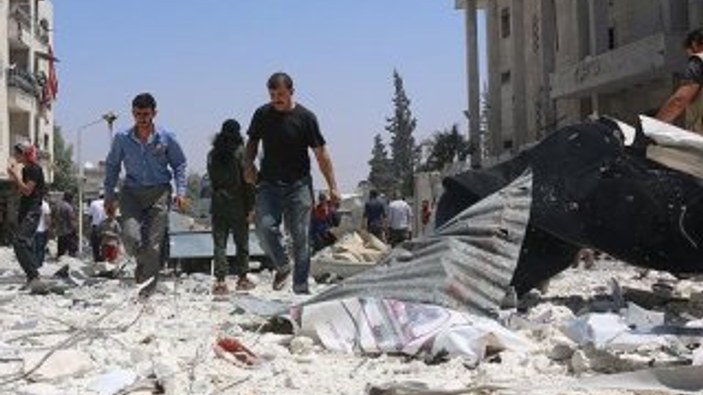 Esad güçlerinden İdlib'e saldırı: 5 ölü